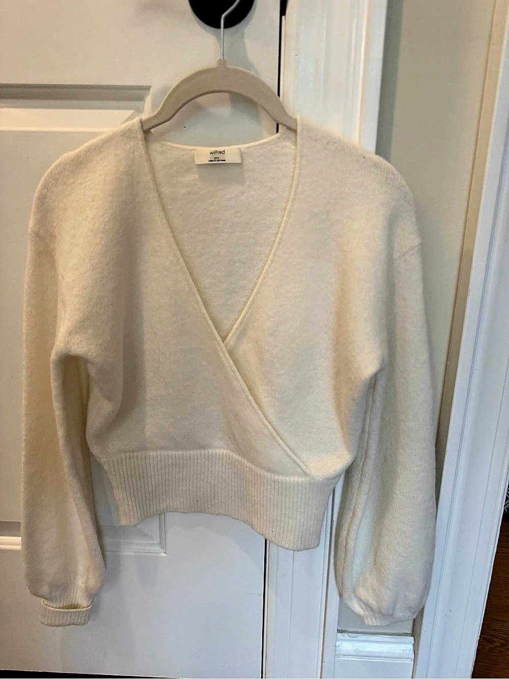 wilfred SoftSpoke™ Dear Wrap Sweater V-Neck Cream 2XS